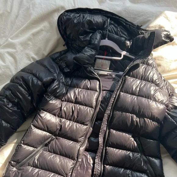 MONCLER Womens MOKA-TG 4 Down Coat - Picture 6 of 11